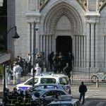 Nizza, attentato a Notre-Dame: 3 morti, l'assassino urlava Allah Akbar