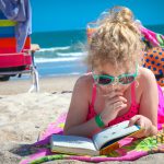 Un bambino che legge sarà un adulto che pensa. (Anonimo) Piccoli consigli di lettura per bambini.