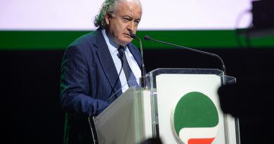 LATINA CITTA’ UNIVERSITARIA: UN’ OCCASIONE DA NON PERDERE LATINA CITTA’ UNIVERSITARIA: UN’ OCCASIONE DA NON PERDERE