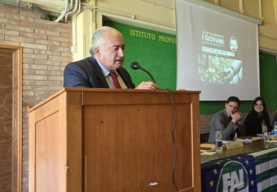 GIOVANI E AGROALIMENTARE: NASCE IL PONTE TRA SCUOLA E LAVORO GIOVANI E AGROALIMENTARE: NASCE IL PONTE TRA SCUOLA E LAVORO