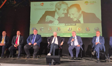 LAZIO TV SCENDE IN PIAZZA TRA LA GENTE